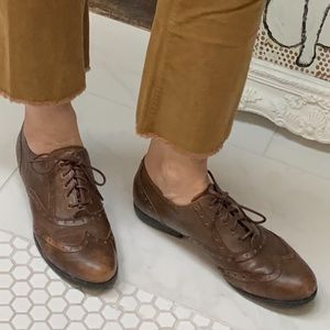 Women’s tobacco distressed leather wingtip oxfords